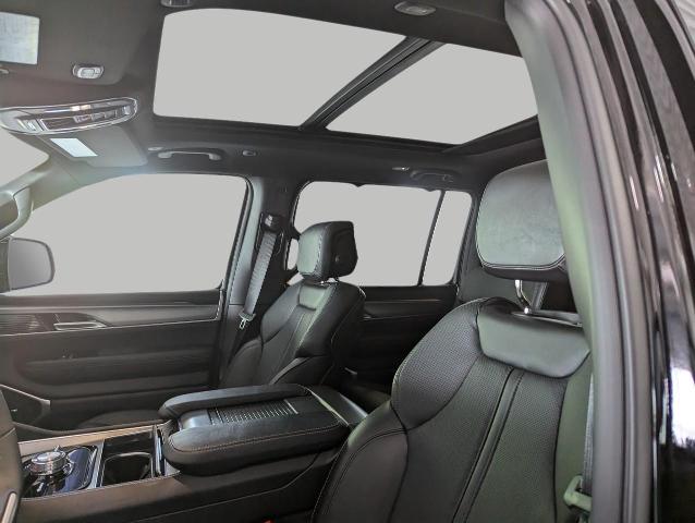 2025 Jeep Wagoneer Vehicle Photo in Oshkosh, WI 54901