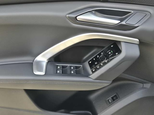 2025 Audi Q5 Vehicle Photo in SUGAR LAND, TX 77478