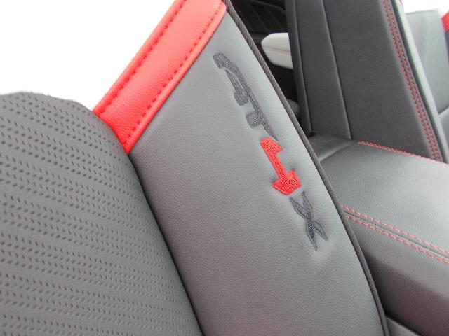 2025 GMC Canyon Vehicle Photo in LOWELL, MA 01852-4336