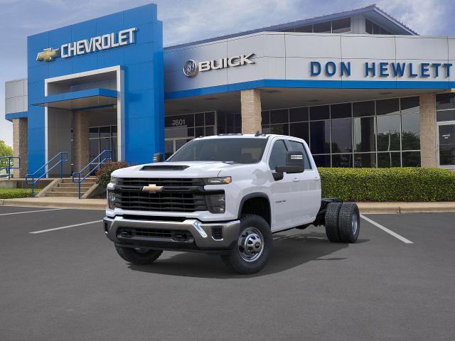 2025 Chevrolet Silverado 3500 HD Chassis Cab Vehicle Photo in GEORGETOWN, TX 78626-7508
