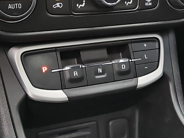 2023 GMC Terrain Vehicle Photo in TREVOSE, PA 19053-4984