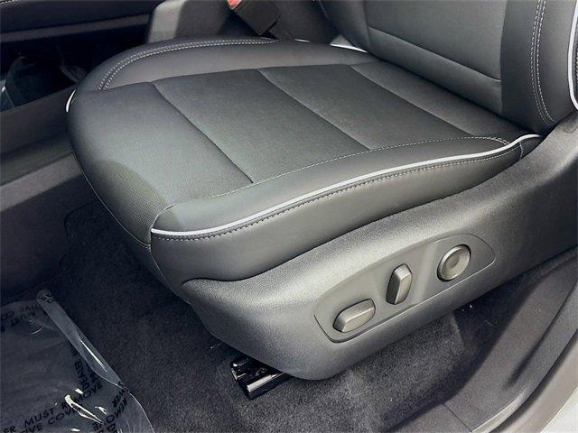2025 Buick Enclave Vehicle Photo in PUYALLUP, WA 98371-4149