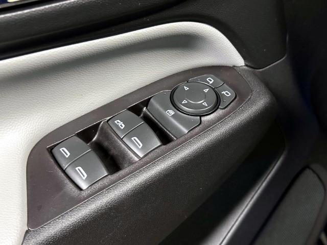 2022 Chevrolet Equinox Vehicle Photo in Roslyn, NY 11576