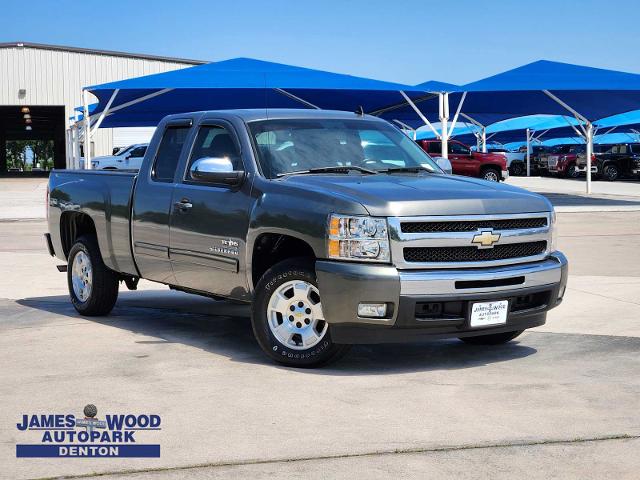 2011 Chevrolet Silverado 1500 Vehicle Photo in DENTON, TX 76210-9321