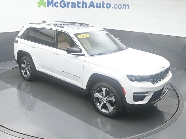 2023 Jeep Grand Cherokee 4xe Vehicle Photo in Cedar Rapids, IA 52402