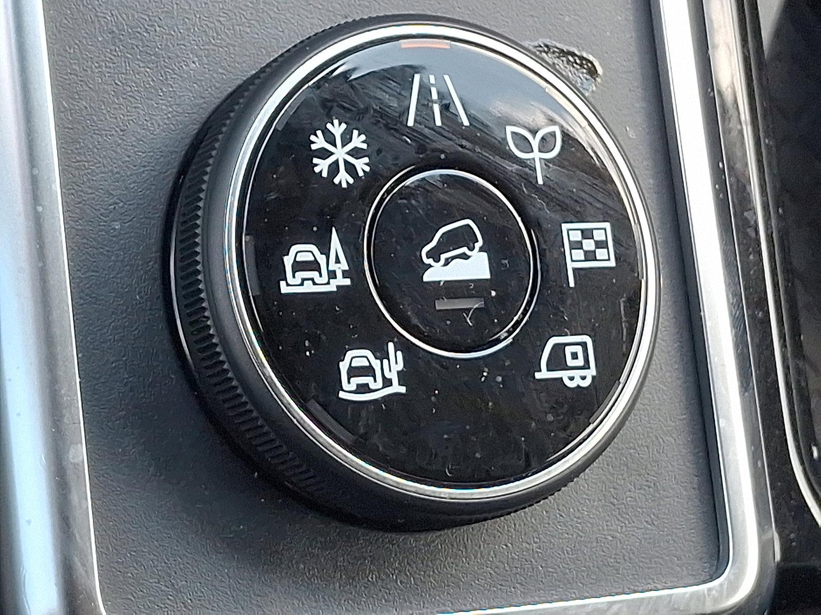 2023 Nissan Pathfinder Vehicle Photo in Harrisburg, PA 17111-1033
