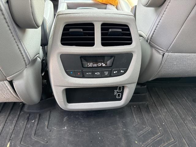 2022 Honda Pilot Vehicle Photo in Peoria, IL 61615