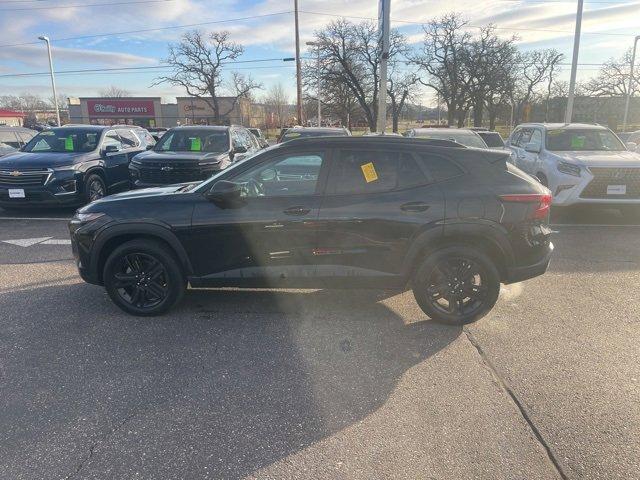 2024 Chevrolet Trax Vehicle Photo in SAUK CITY, WI 53583-1301