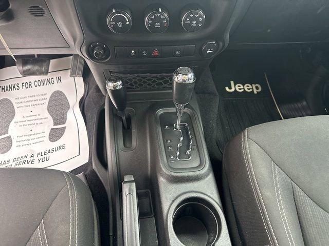 2017 Jeep Wrangler Unlimited Vehicle Photo in MEDINA, OH 44256-9631