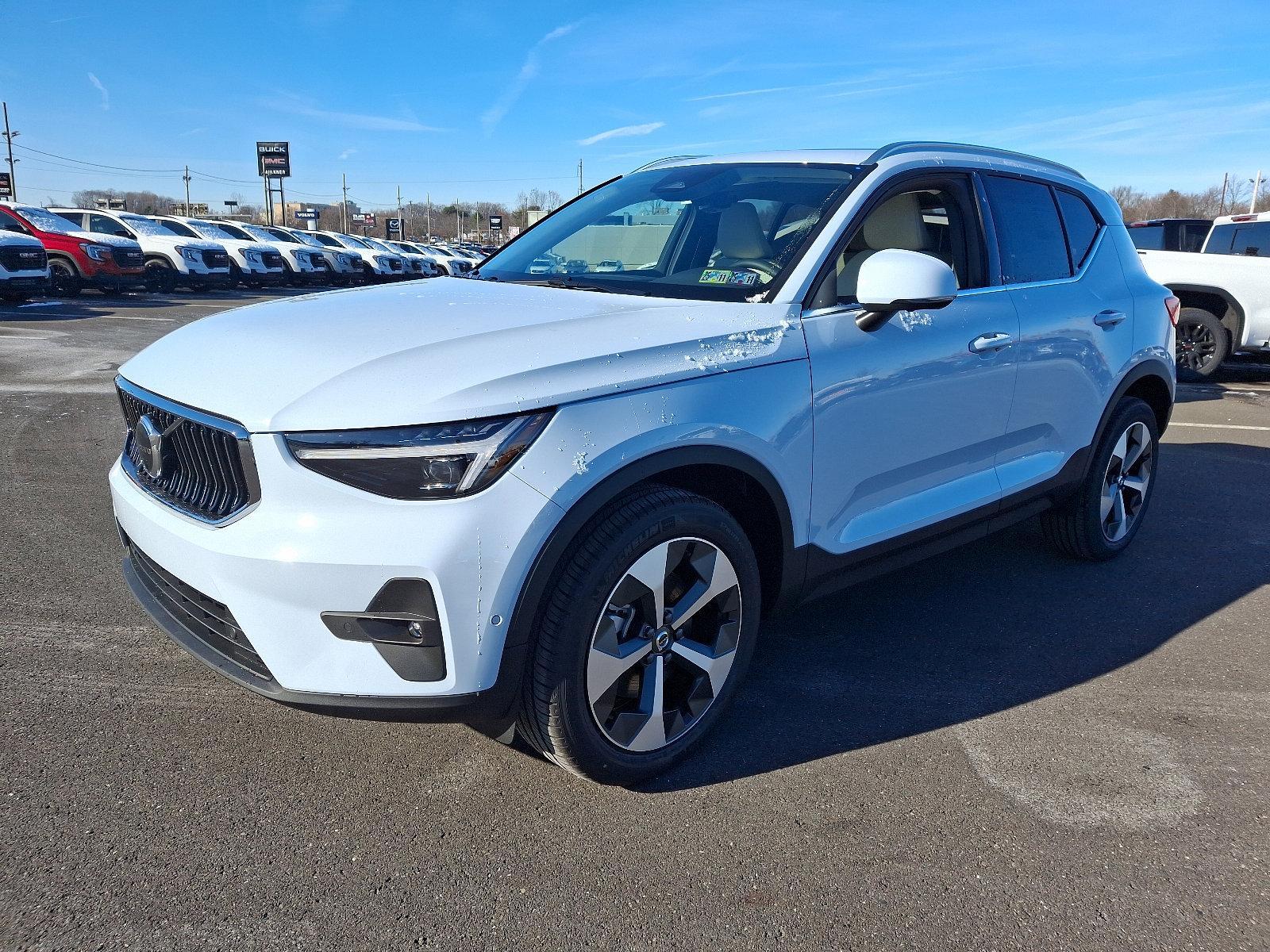2025 Volvo XC40 Vehicle Photo in Trevose, PA 19053