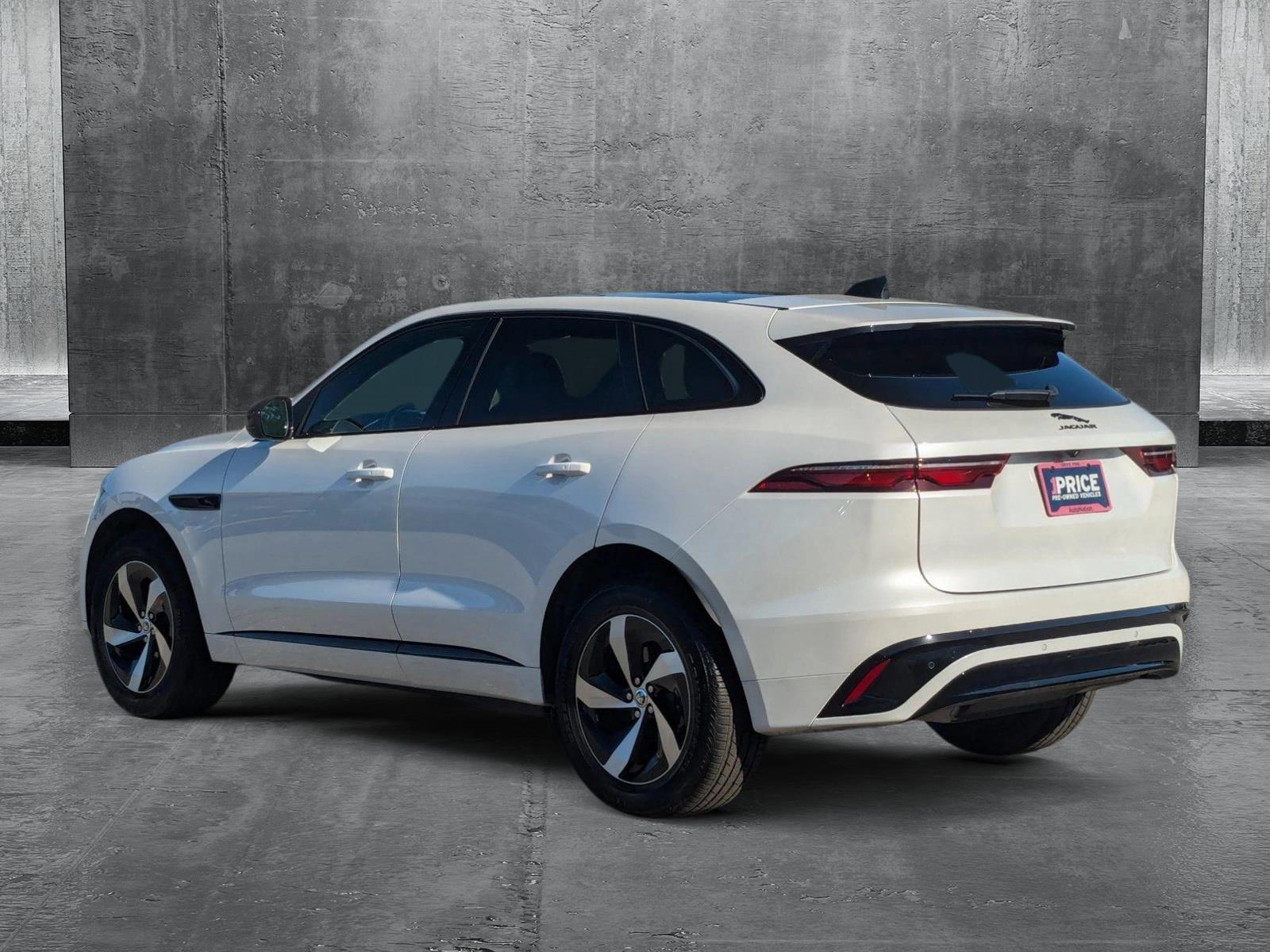 2024 Jaguar F-PACE Vehicle Photo in Sarasota, FL 34231