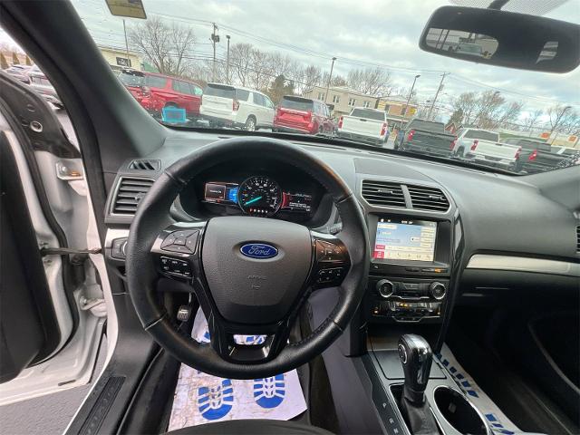 2018 Ford Explorer Vehicle Photo in MASSENA, NY 13662-2255