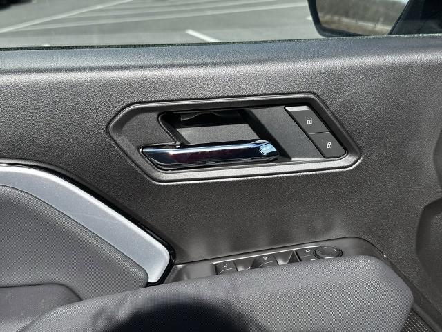 2025 Chevrolet Colorado Vehicle Photo in GARDNER, MA 01440-3110