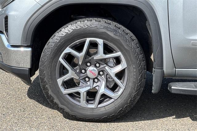 2023 GMC Sierra 1500 Vehicle Photo in ELK GROVE, CA 95757-8703