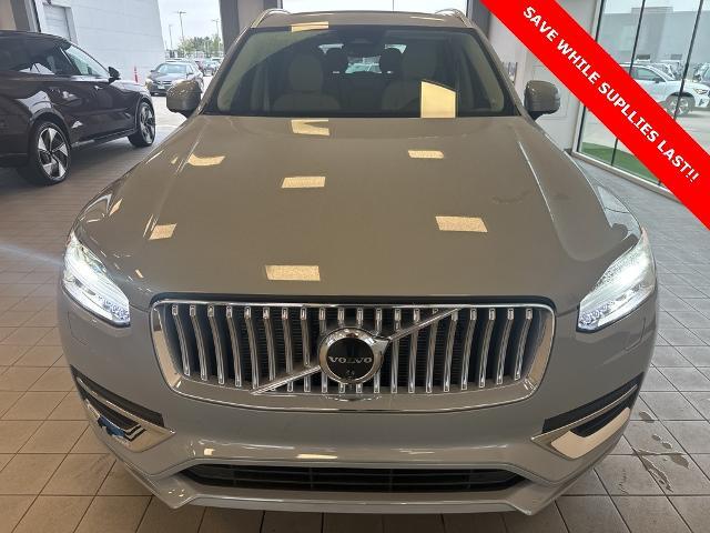 2025 Volvo XC90 Vehicle Photo in Grapevine, TX 76051
