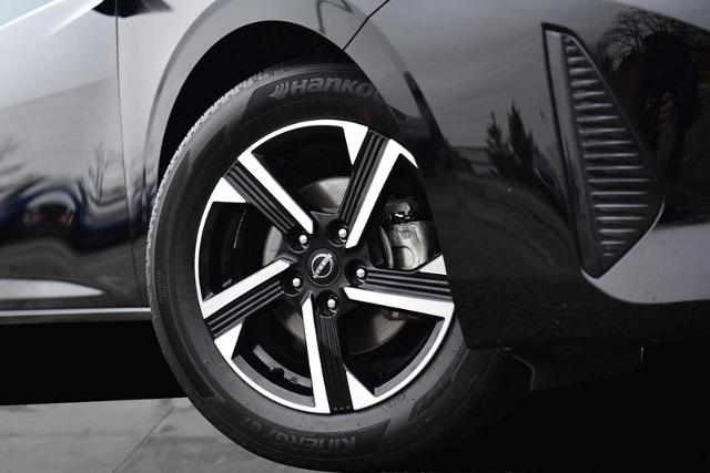 2024 Nissan Sentra Vehicle Photo in Ballwin, MO 63011