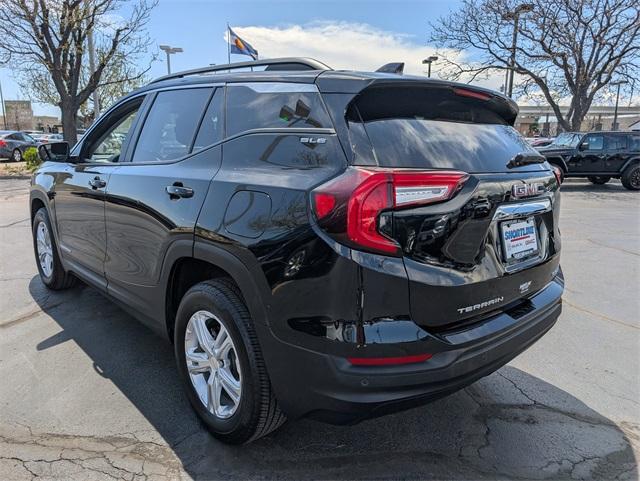2022 GMC Terrain Vehicle Photo in AURORA, CO 80012-4011