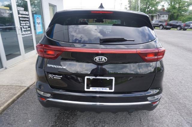 2021 Kia Sportage Vehicle Photo in FAIRMONT, WV 26554-2318