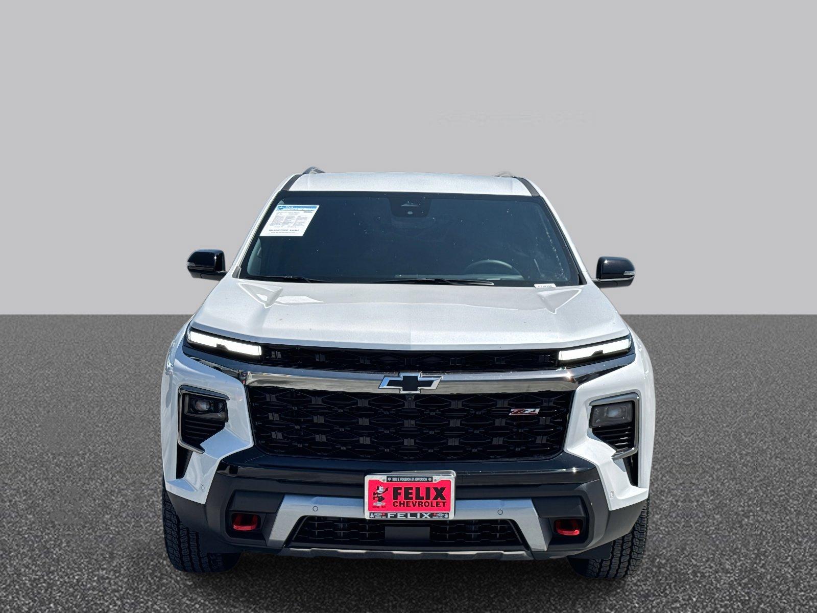 2024 Chevrolet Traverse Vehicle Photo in LOS ANGELES, CA 90007-3794