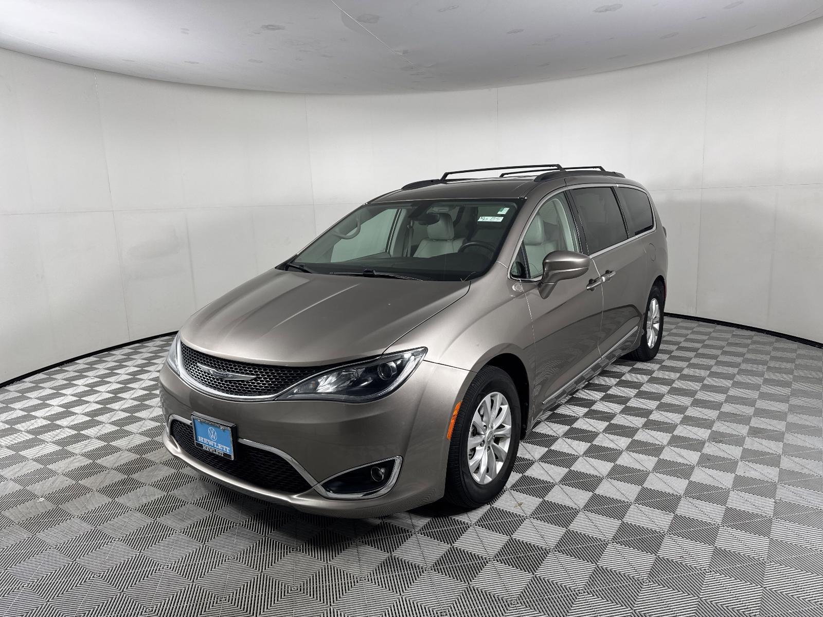 2017 Chrysler Pacifica Vehicle Photo in Georgetown, TX 78626