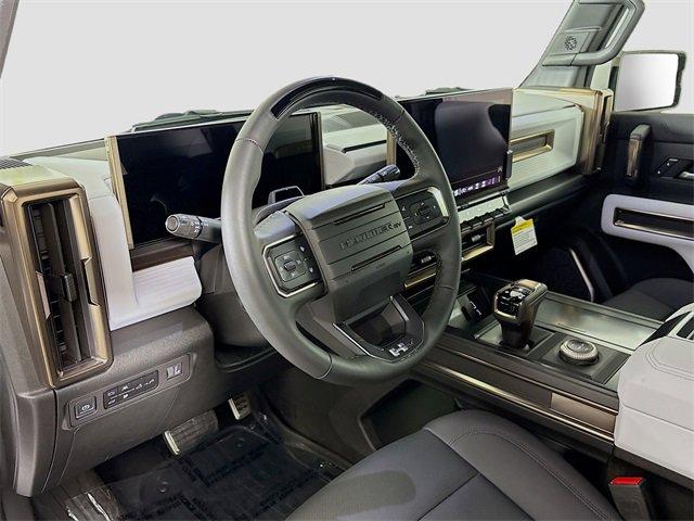 2024 GMC HUMMER EV Pickup Vehicle Photo in PUYALLUP, WA 98371-4149