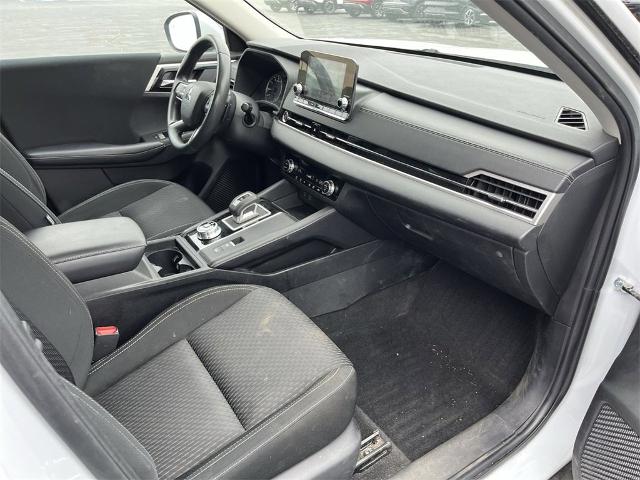 2022 Mitsubishi Outlander Vehicle Photo in TULLY, NY 13159-3159