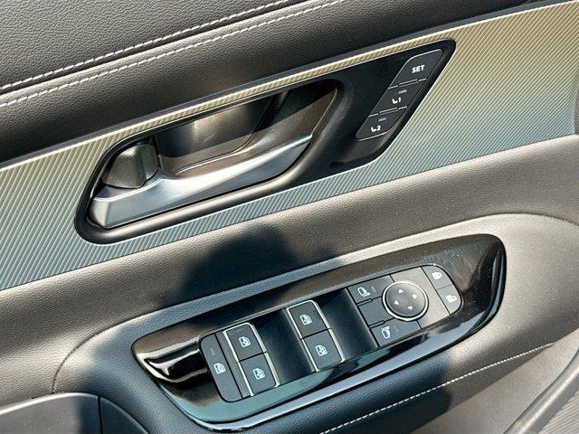 2025 Nissan Murano Vehicle Photo in Flemington, NJ 08822