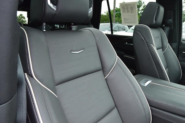 2023 Cadillac Escalade Vehicle Photo in Houston, TX 77090