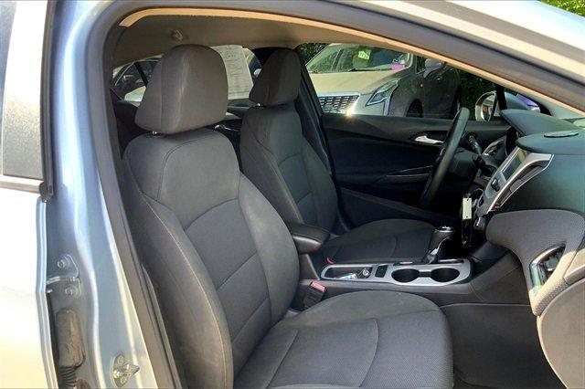 2017 Chevrolet Cruze Vehicle Photo in INDEPENDENCE, MO 64055-1314