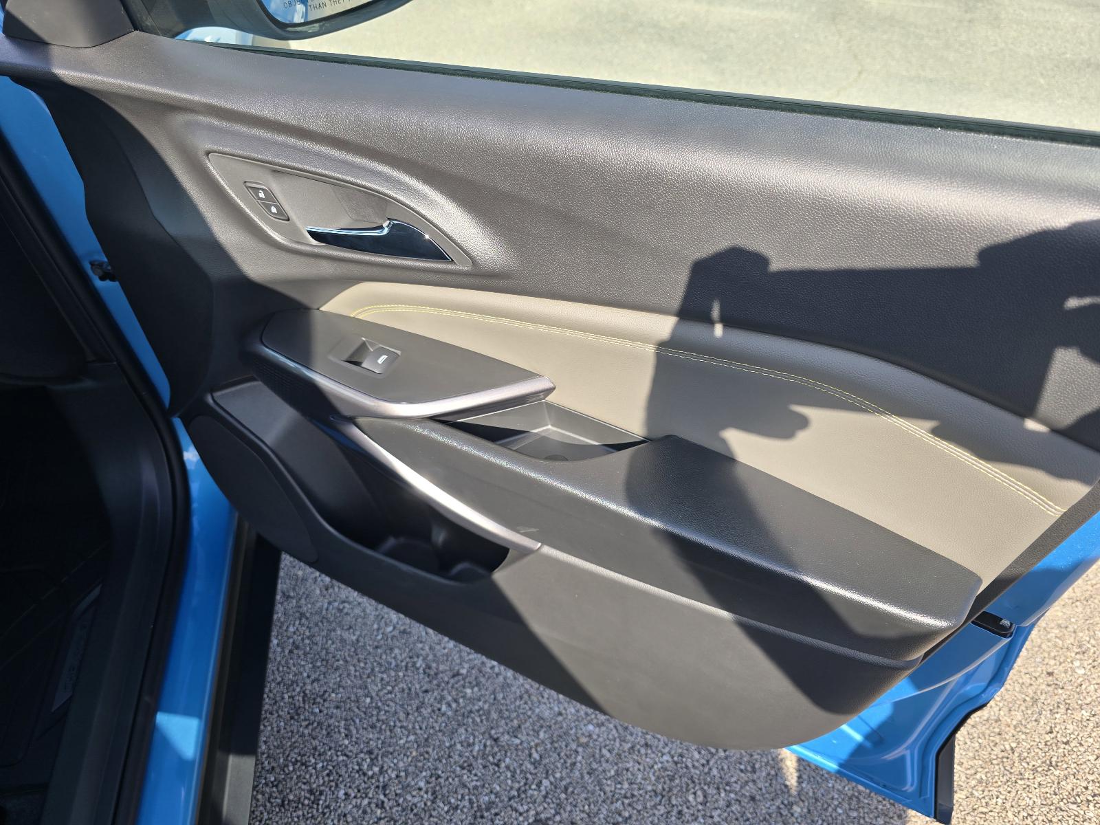 2025 Chevrolet Trax Vehicle Photo in Rolla, MO 65401