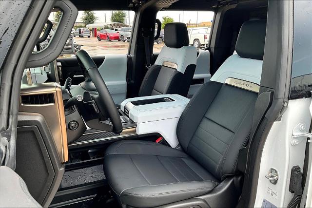 2023 GMC HUMMER EV Pickup Vehicle Photo in Grapevine, TX 76051