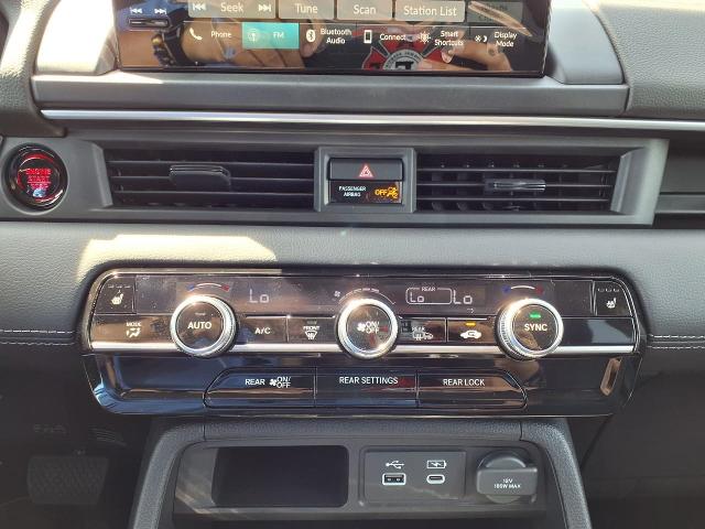 2025 Honda Pilot Vehicle Photo in Oshkosh, WI 54904