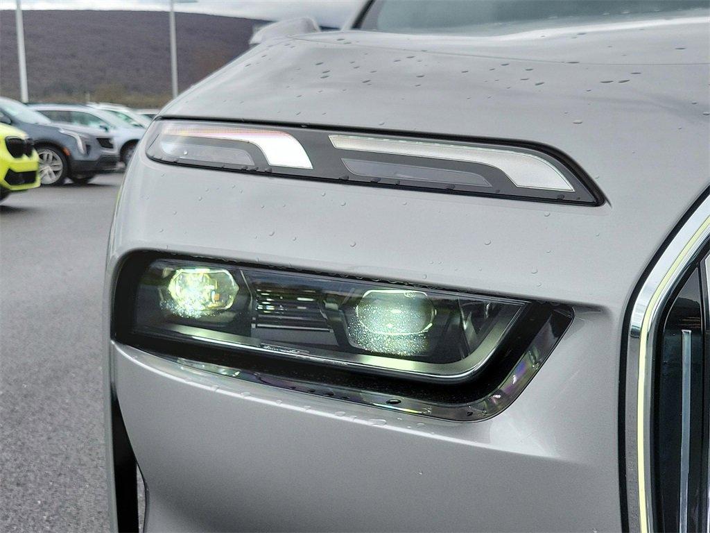 2024 BMW i7 Vehicle Photo in Muncy, PA 17756