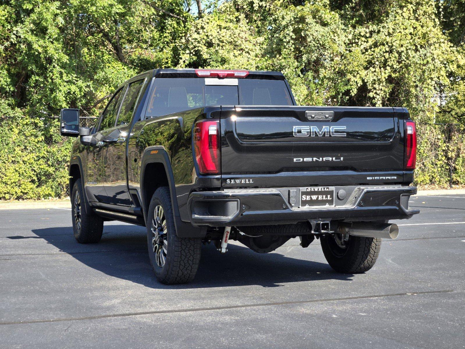 2025 GMC Sierra 2500 HD Vehicle Photo in DALLAS, TX 75209-3016