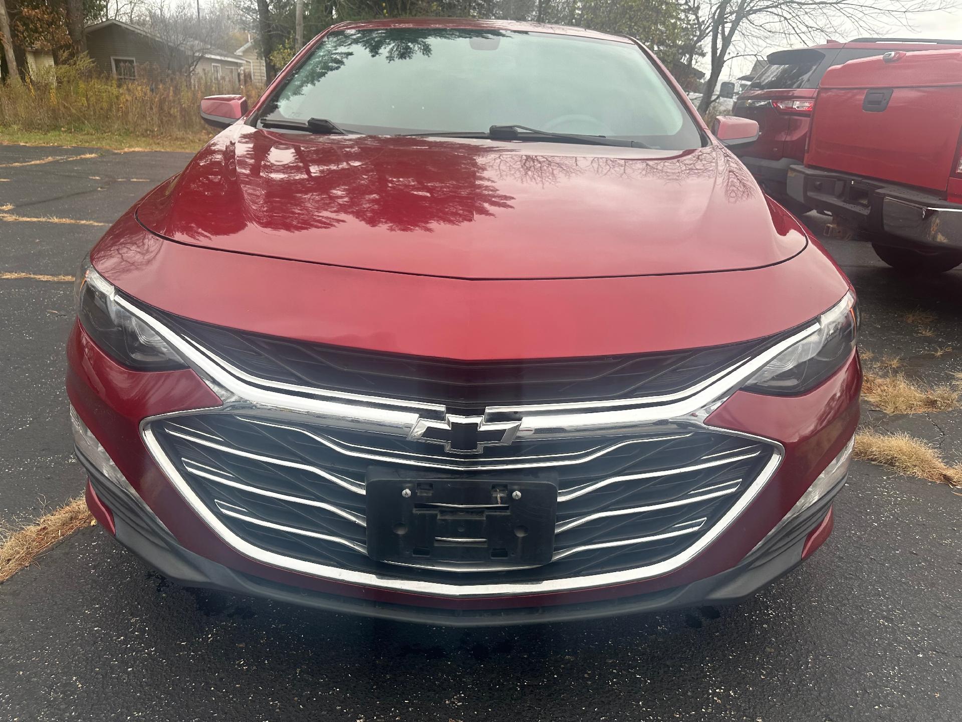 Used 2019 Chevrolet Malibu 1LT with VIN 1G1ZD5ST6KF191500 for sale in Clare, MI