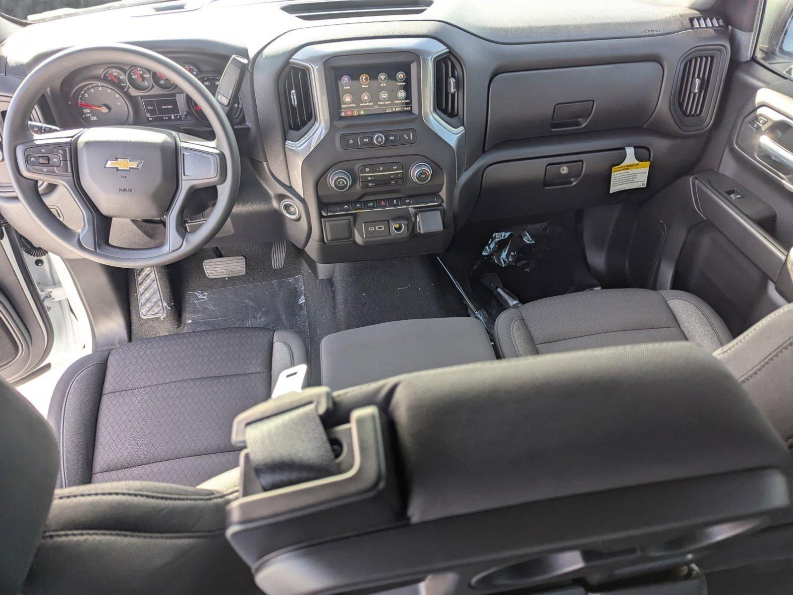 2025 Chevrolet Silverado 1500 Vehicle Photo in PEMBROKE PINES, FL 33024-6534