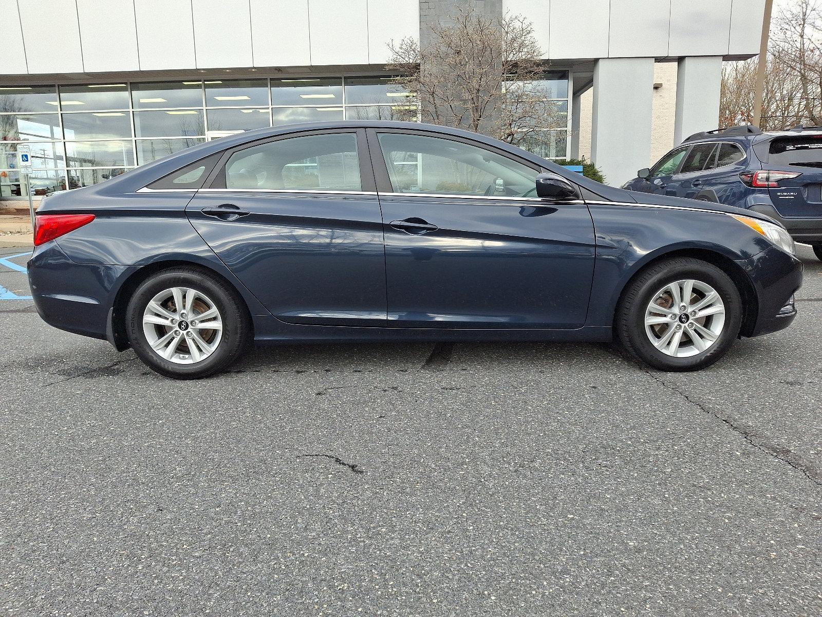 2013 Hyundai SONATA Vehicle Photo in BETHLEHEM, PA 18017