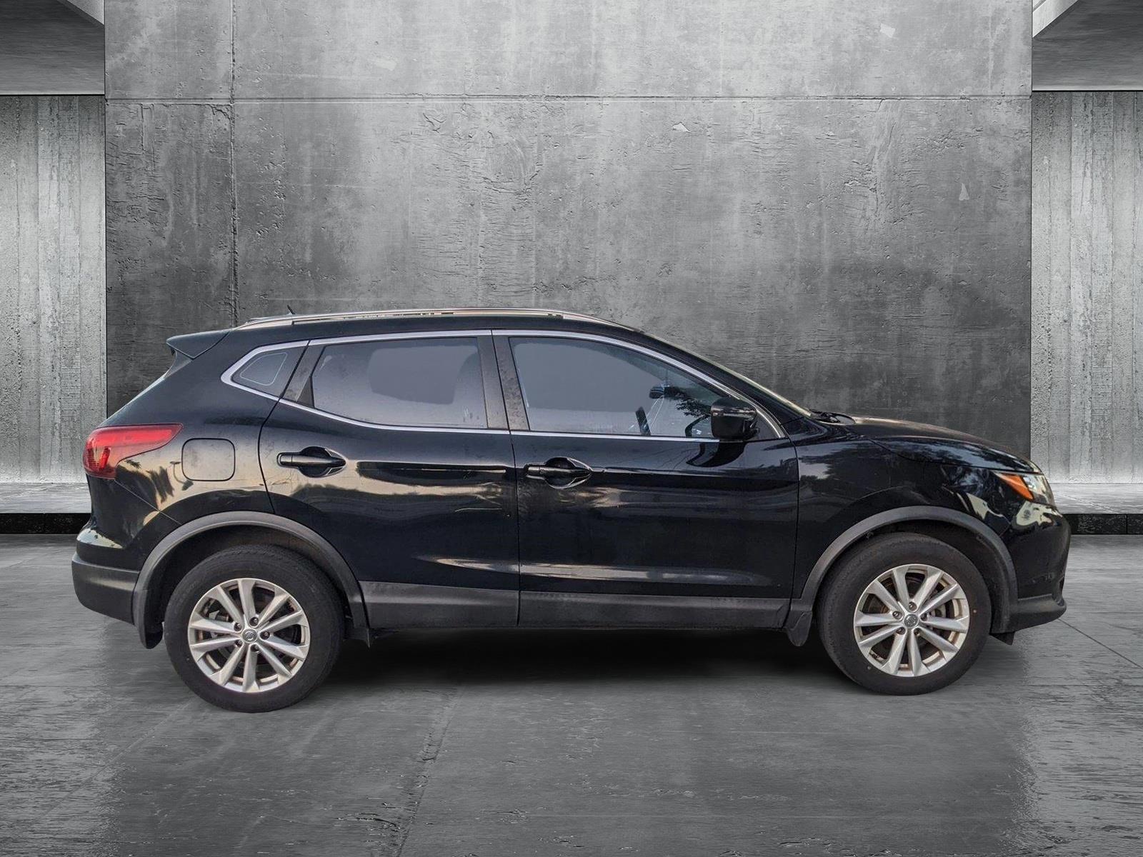 2018 Nissan Rogue Sport Vehicle Photo in PEMBROKE PINES, FL 33024-6534