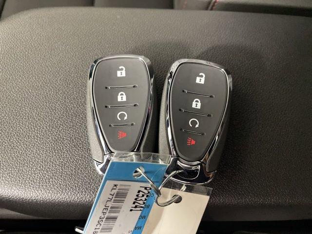 2025 Chevrolet Trax Vehicle Photo in PHOENIX, AZ 85014-3381
