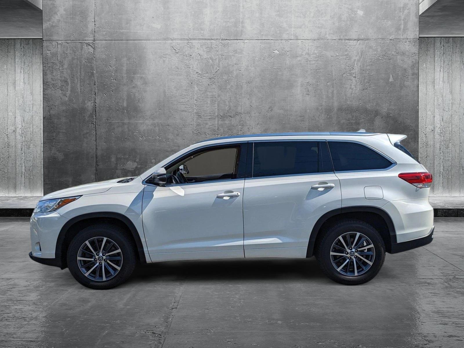 2017 Toyota Highlander Vehicle Photo in Sanford, FL 32771