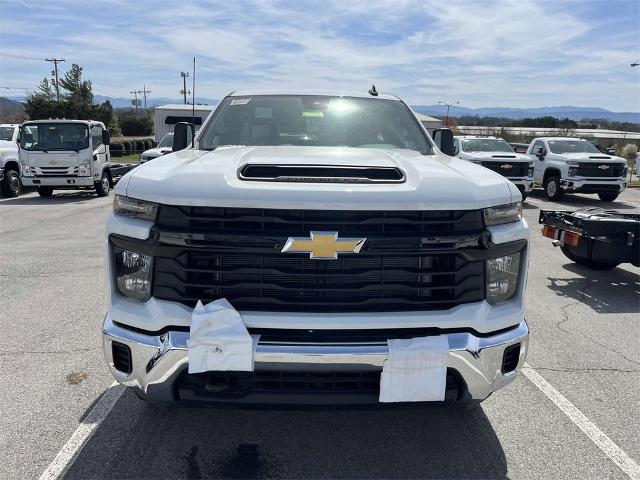 2024 Chevrolet Silverado 2500 HD Vehicle Photo in ALCOA, TN 37701-3235