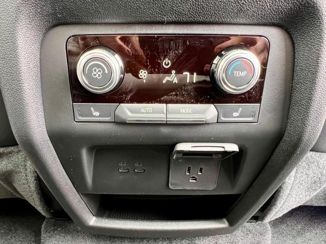 2025 GMC Acadia Vehicle Photo in EFFINGHAM, IL 62401-2832