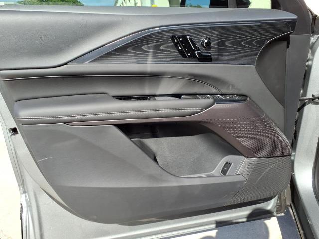 2025 Cadillac LYRIQ Vehicle Photo in TAMPA, FL 33612-3404