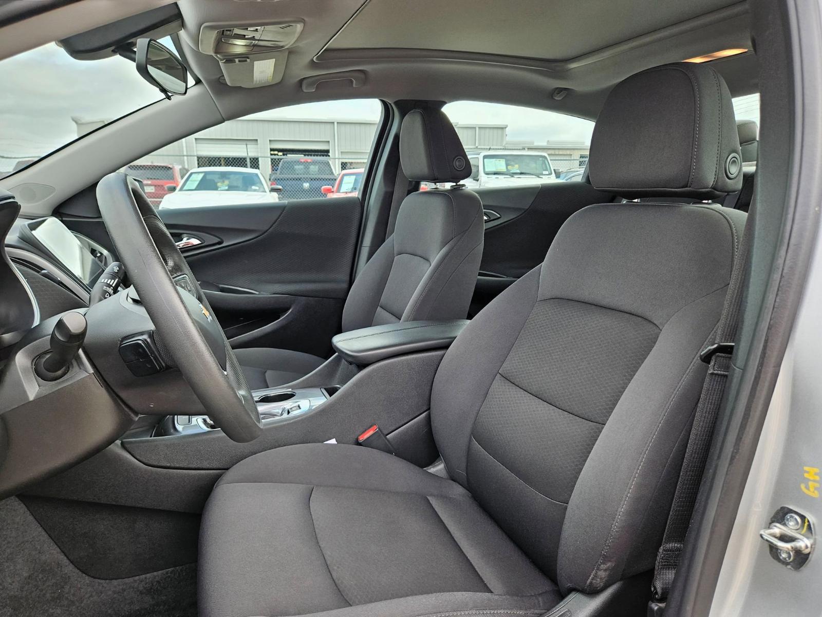 2022 Chevrolet Malibu Vehicle Photo in Seguin, TX 78155