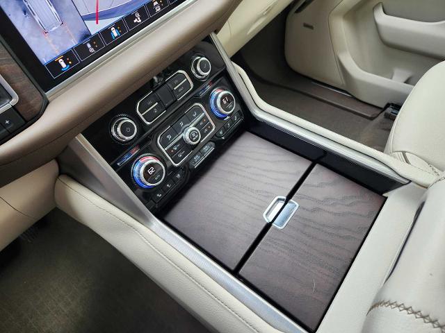 2021 GMC Yukon XL Vehicle Photo in HOUSTON, TX 77079
