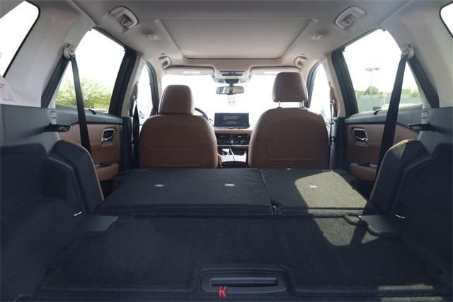 2025 Nissan Rogue Vehicle Photo in Hazelwood, MO 63042