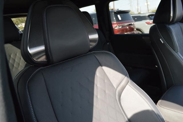 2025 INFINITI QX80 Vehicle Photo in Houston, TX 77090