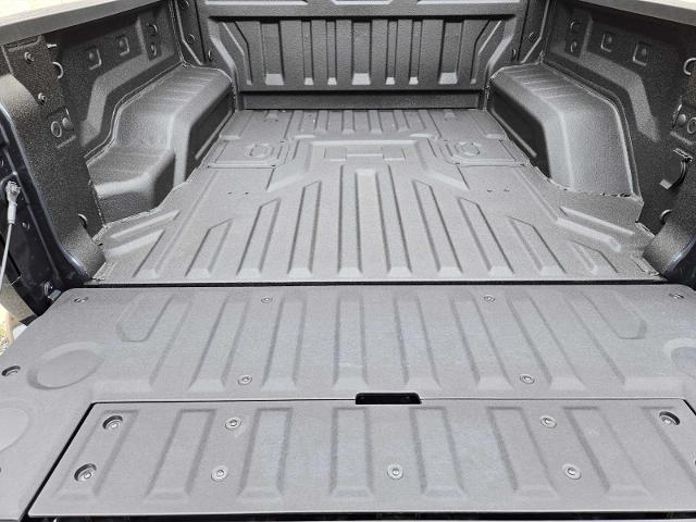 2025 GMC HUMMER EV Pickup Vehicle Photo in DALLAS, TX 75209-3016