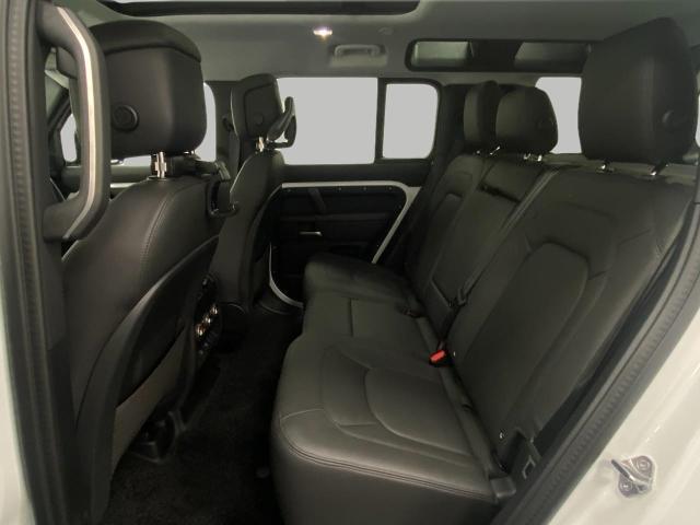 2025 Defender Vehicle Photo in Appleton, WI 54913