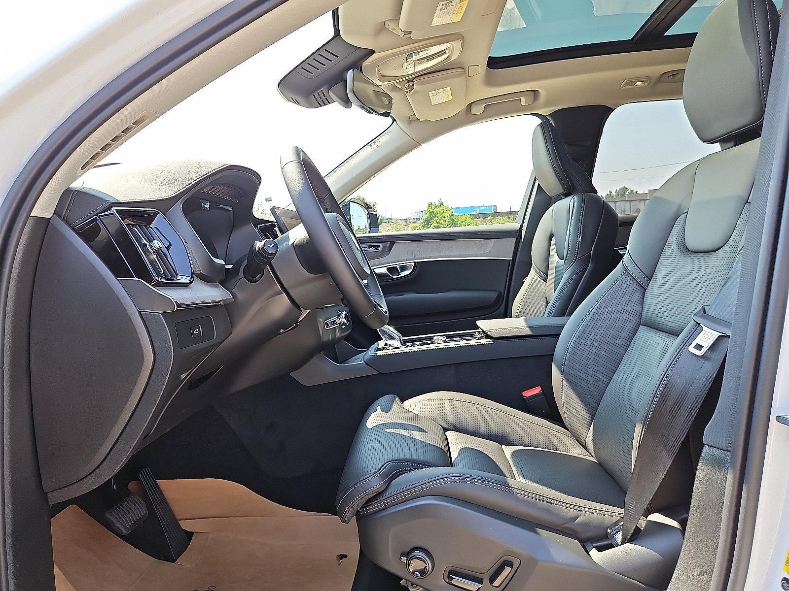 2026 Volvo XC90 Vehicle Photo in Trevose, PA 19053